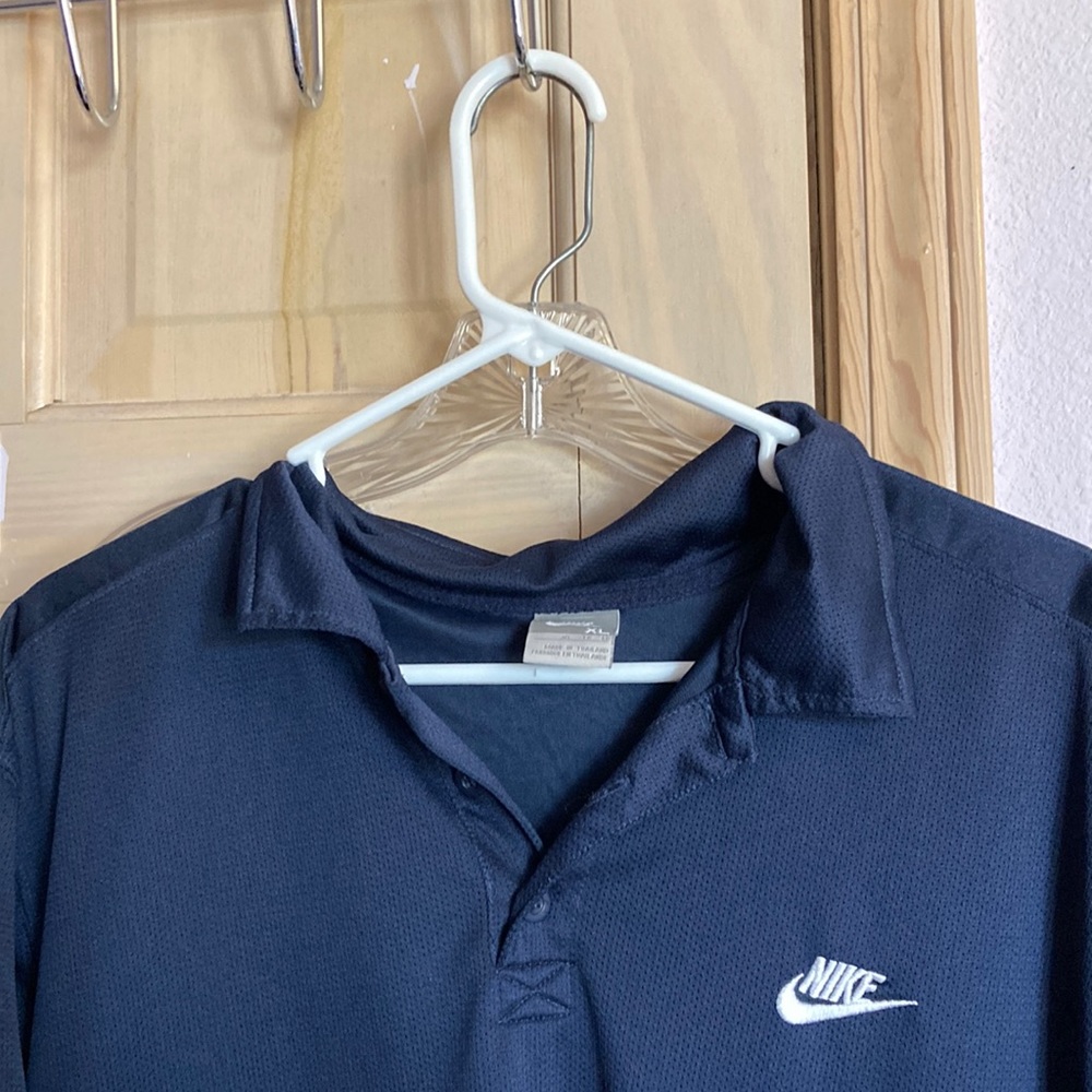 Men’s Nike Shirt